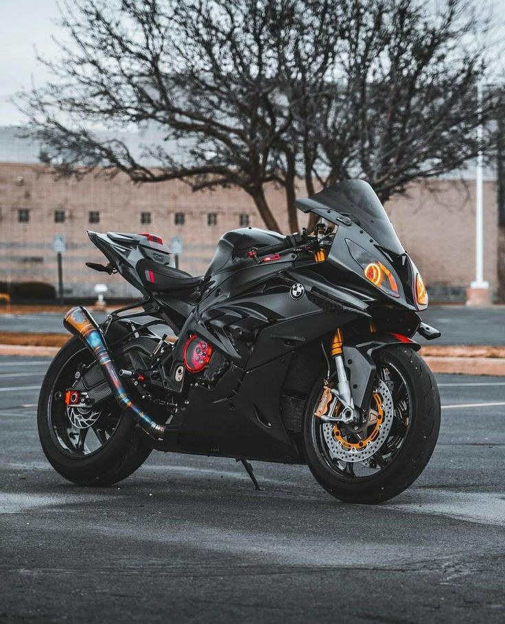 RIDERS